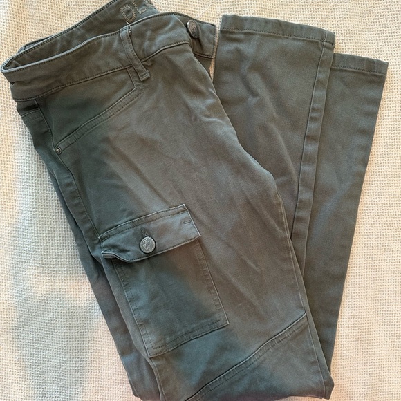 DL1961 Olive Green Cargo Jeans - Picture 1 of 4